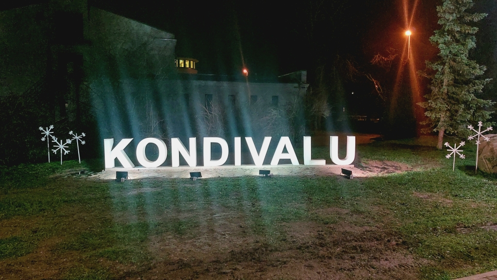 Kondivalu linnaosa tähistati nimesildiga.jpg